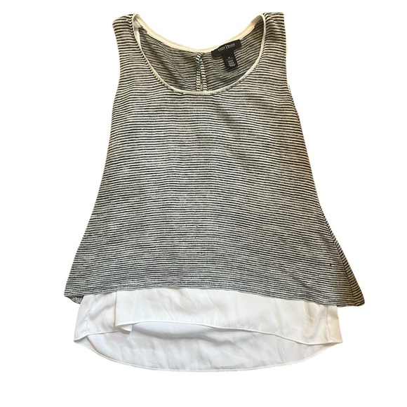 🐘 White House Black Market Striped Layered Tank - Picture 1 of 4